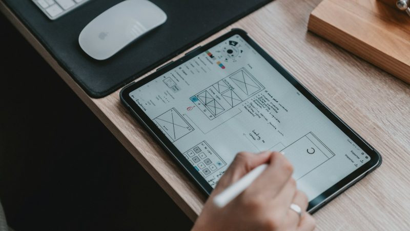 fiche métier : ux designer, un acteur clé de l’expérience utilisateur