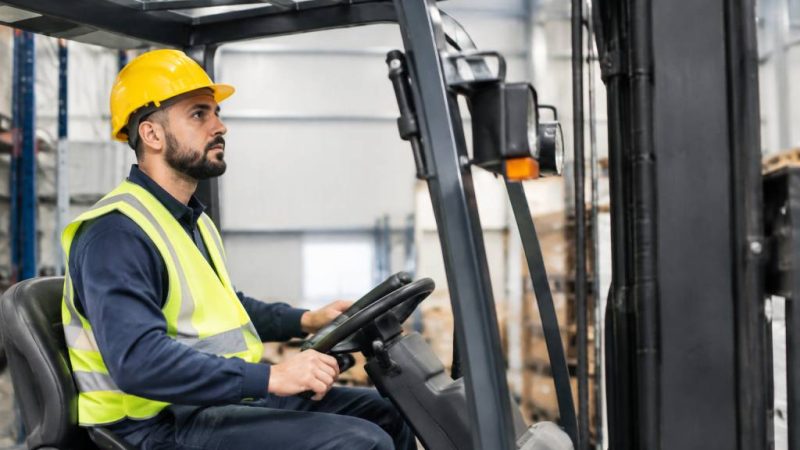 Validité CACES : durée, renouvellement et obligations à connaître